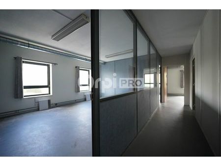 bureaux 170 m²