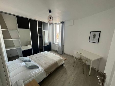 location appartement  m² t-0 à lille  606 €