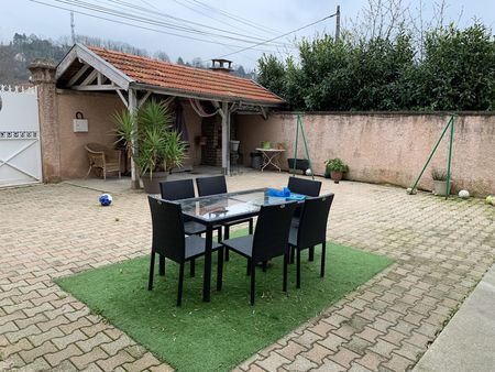 maison 3 pièces 77 m²