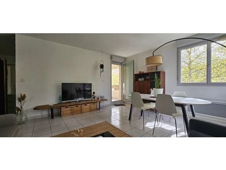 lumineux appartement t3