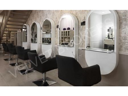 salon de coiffure 40 m² annecy