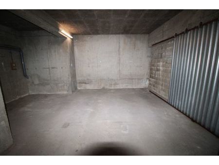 secteur quentovic grand garage de 30 m²