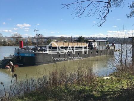 péniche l'indécis sur les bords de saône