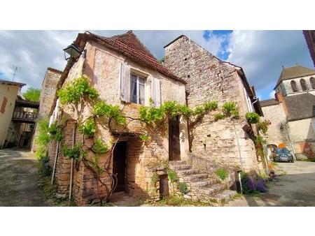 maison de village en pierre à rénover