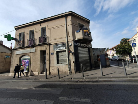 local commercial vendu occupe st jerome