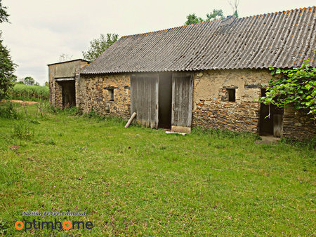 longère en pierre à restaurer