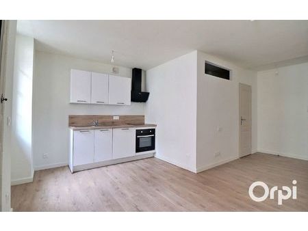 appartement trets 61.13 m² t-3 à vendre  235 000 €