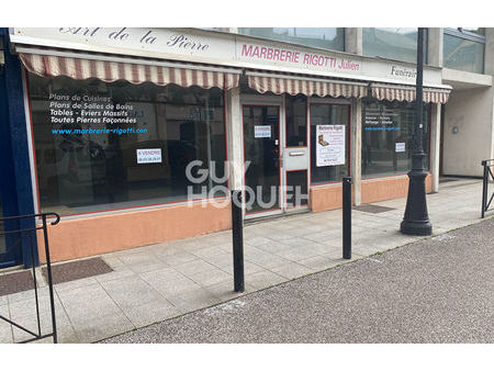 vente commerce 42 m² albertville (73200)