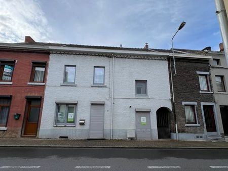 grande maison 3 chambres avec jardin et passage latéral