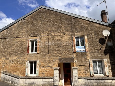 immeuble de 241 m² à chalandry-elaire