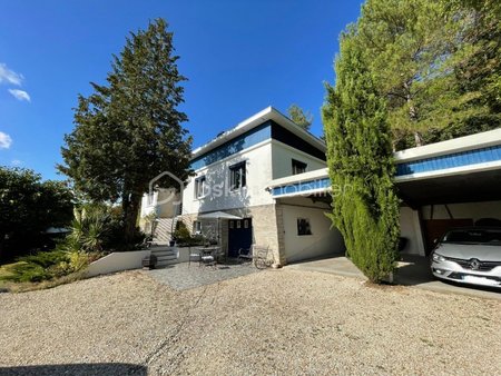 maison de 140 m² à la couronne