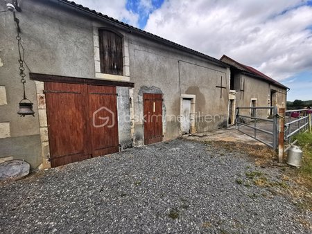 immeuble de 450 m² à argenton-sur-creuse