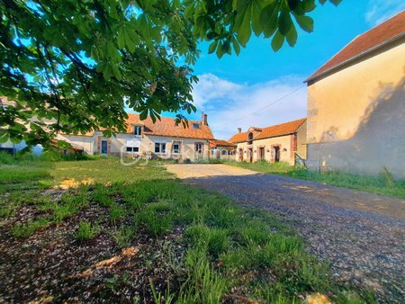 maison de 91 m² à chevry-sous-le-bignon