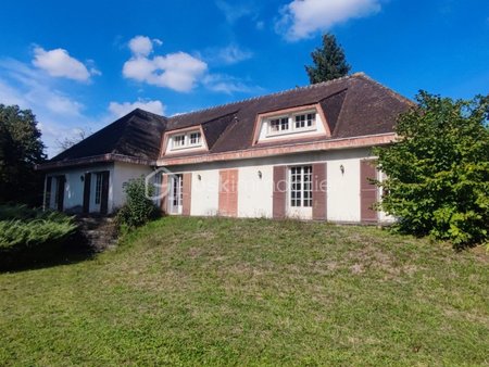 maison de 240 m² à morigny-champigny