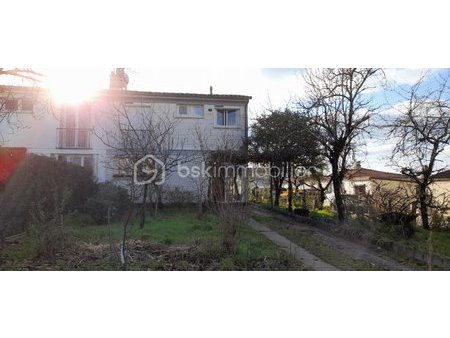 maison de 80 m² à saint-leon-sur-l'isle