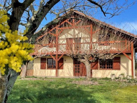 maison de 221 m² à aire-sur-l'adour