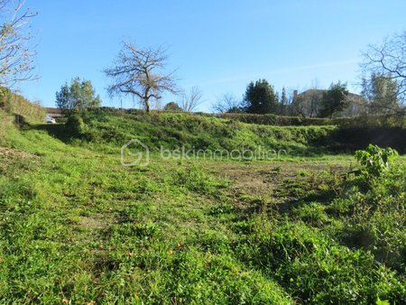 terrain de 1 195 m² à aire-sur-l'adour