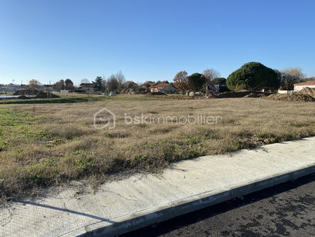 terrain de 670 m² à montbeton