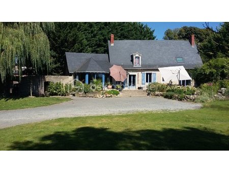 maison de 216 m² à verneil-le-chetif