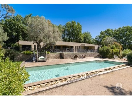 propriété à vendre à grimaud