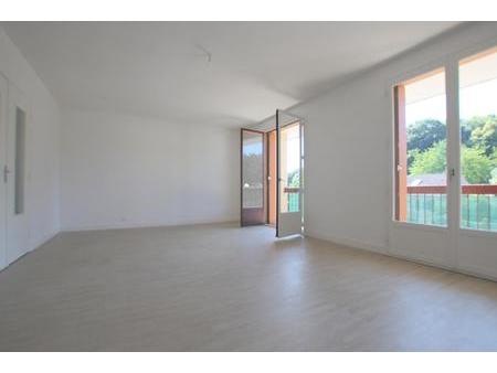 location janville sur juine  appartement f4