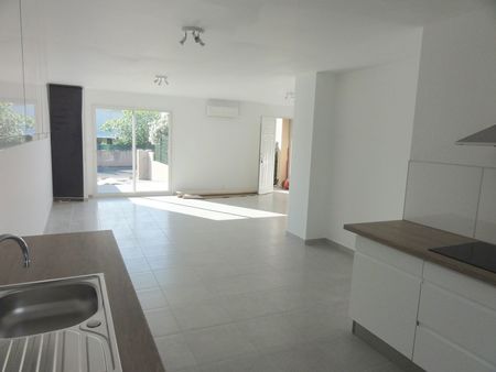 location villa 4 pièces sur sete (herault) quartier du barrou proche étang de thau