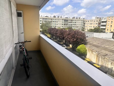 appartement f1 avec balcon