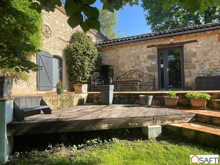 superbe maison en pierre avec vue panoramique sur ses 3 5ha de prés