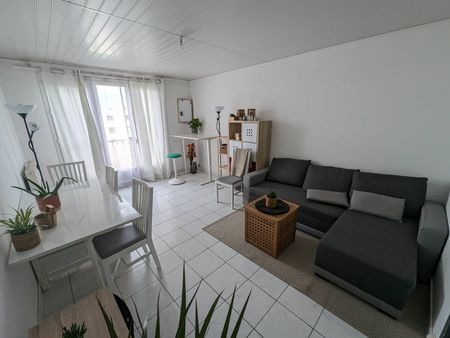 location appartement  56.31 m² t-3 à villeparisis  990 €