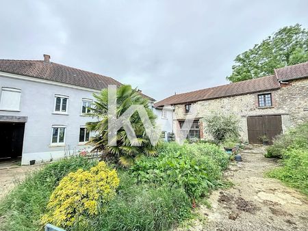 vente : maison de 9 pièces (348 m²) à festigny