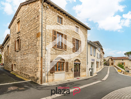 maison pierres - cour - dépendances - lucenay