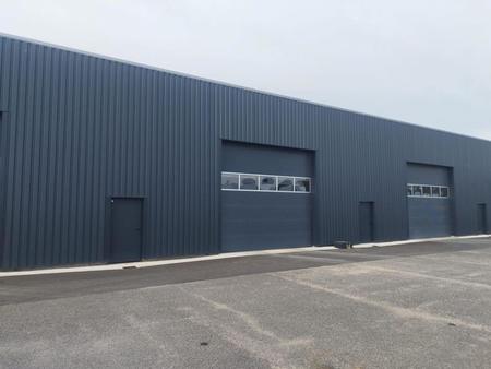 location d'entrepôt de 2 000 m² à buchères - 10800