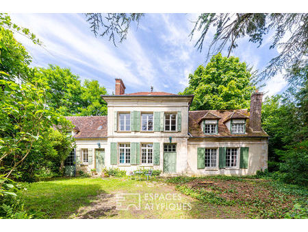 maison de maitre avec son lavoir et son garage proche de noailles