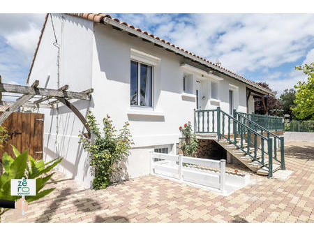 vente maison à jard-sur-mer (85520) : à vendre / 121m² jard-sur-mer