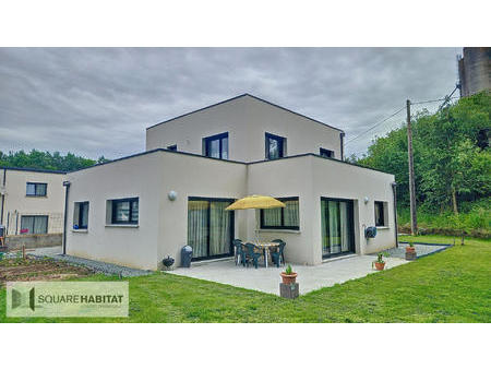 vente maison à loudéac (22600) : à vendre / 145m² loudéac