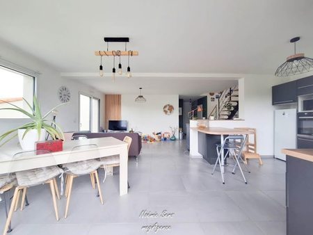 vente maison 6 pièces 115 m²