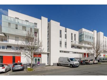 vente appartement 3 pièces à la roche-sur-yon (85000) : à vendre 3 pièces / 61m² la roche-