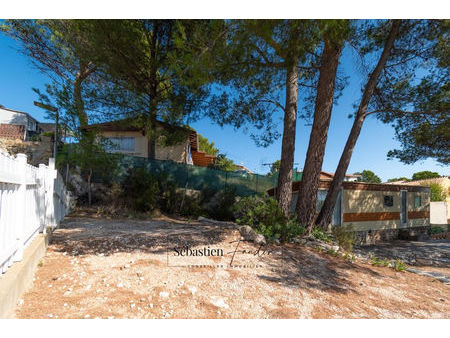 a vendre terrain 220 m² à le castellet | capifrance