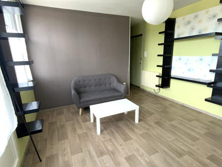 location appartement 2 pièces meublé à vire (14500) : à louer 2 pièces meublé / 37m² vire
