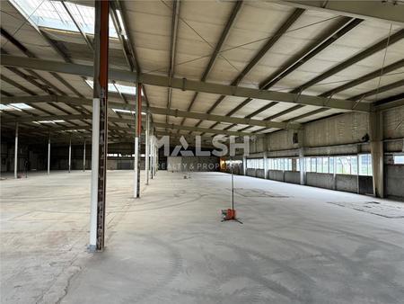 location d'entrepôt de 2 400 m² à saint-étienne - 42000