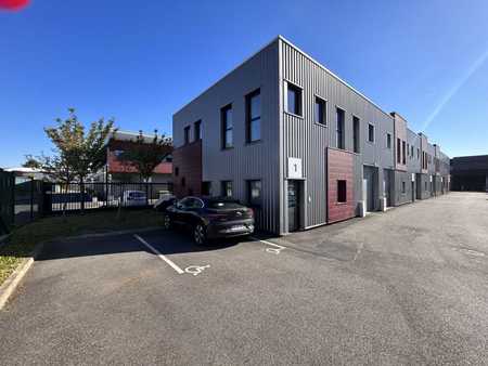 location d'entrepôt de 220 m² à saint-leu-la-forêt - 95320