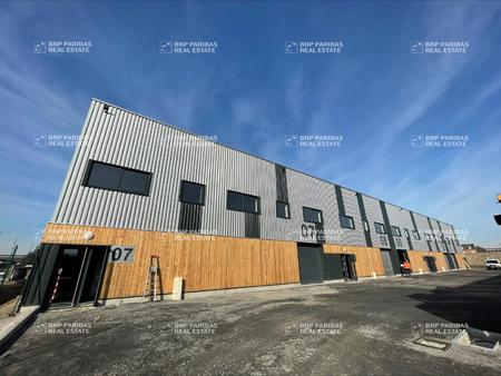 location d'entrepôt de 5 687 m² à wattrelos - 59150
