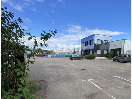 location d'entrepôt de 910 m² à bourgoin-jallieu - 38300