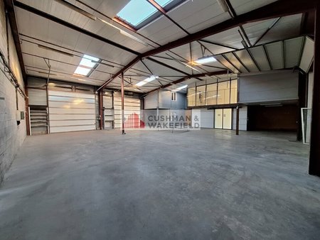 location d'entrepôt de 558 m² à saint-andré-de-sangonis - 34725