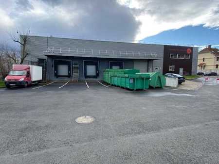 location d'entrepôt de 5 448 m² à montreuil - 93100