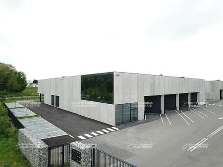 location d'entrepôt de 640 m² à roncq - 59223