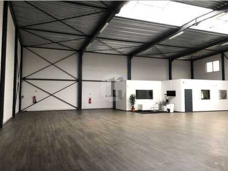 location d'entrepôt de 833 m² à tourcoing - 59200