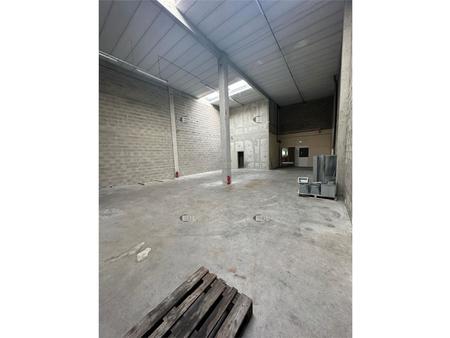 location d'entrepôt de 379 m² à émerainville - 77184