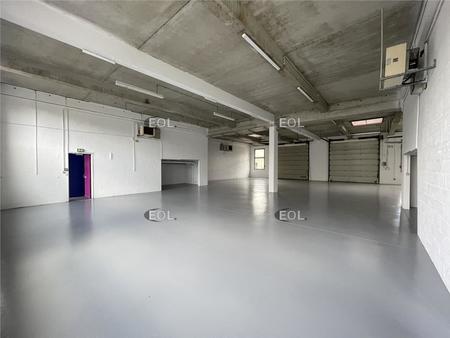 location d'entrepôt de 534 m² à la verrière - 78320