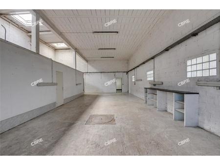 location d'entrepôt de 550 m² à sainte-geneviève-des-bois - 91700